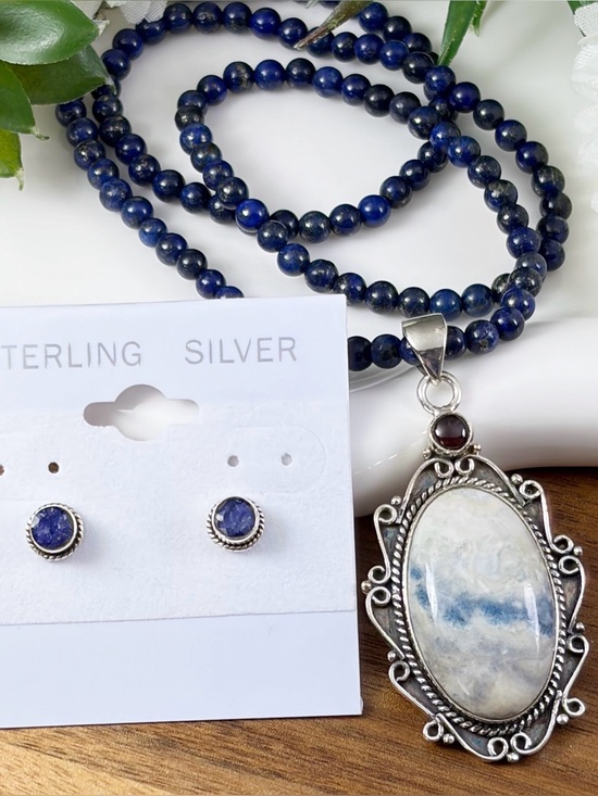 Southwest Jewelry - Garnet & Blue Scheelite Pendant Necklace Jewelry Set Lot Sapphire Earrings 925